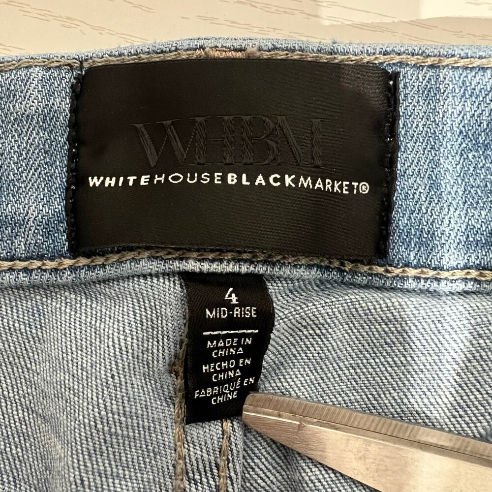 White House Black Market Mid Rise Girlfriend Everyday Soft Jeans | Womens Size 4 - Picture 7 of 15